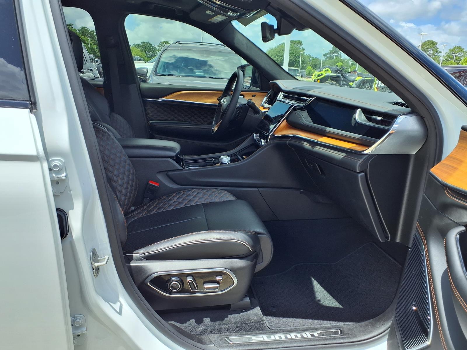 2024 Jeep Grand Cherokee L Summit - 6