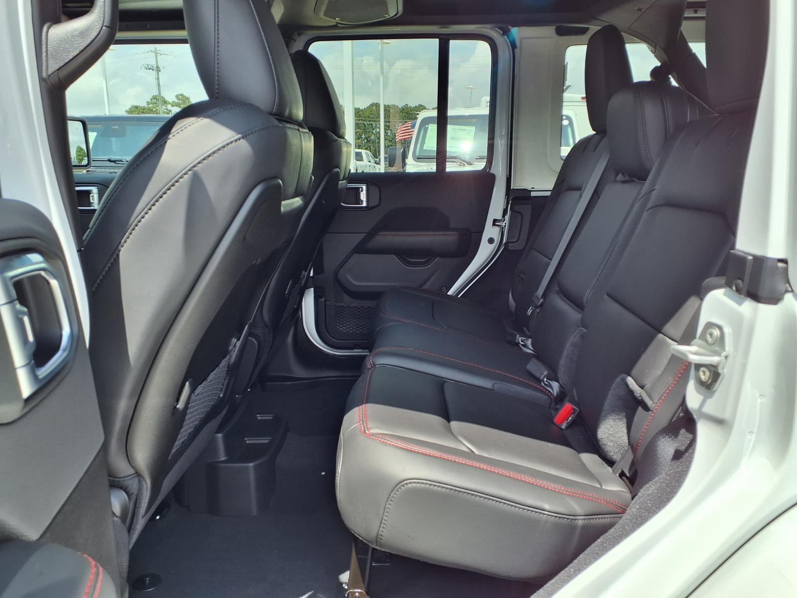 2026 Jeep Wrangler Rubicon White at League City CDJR