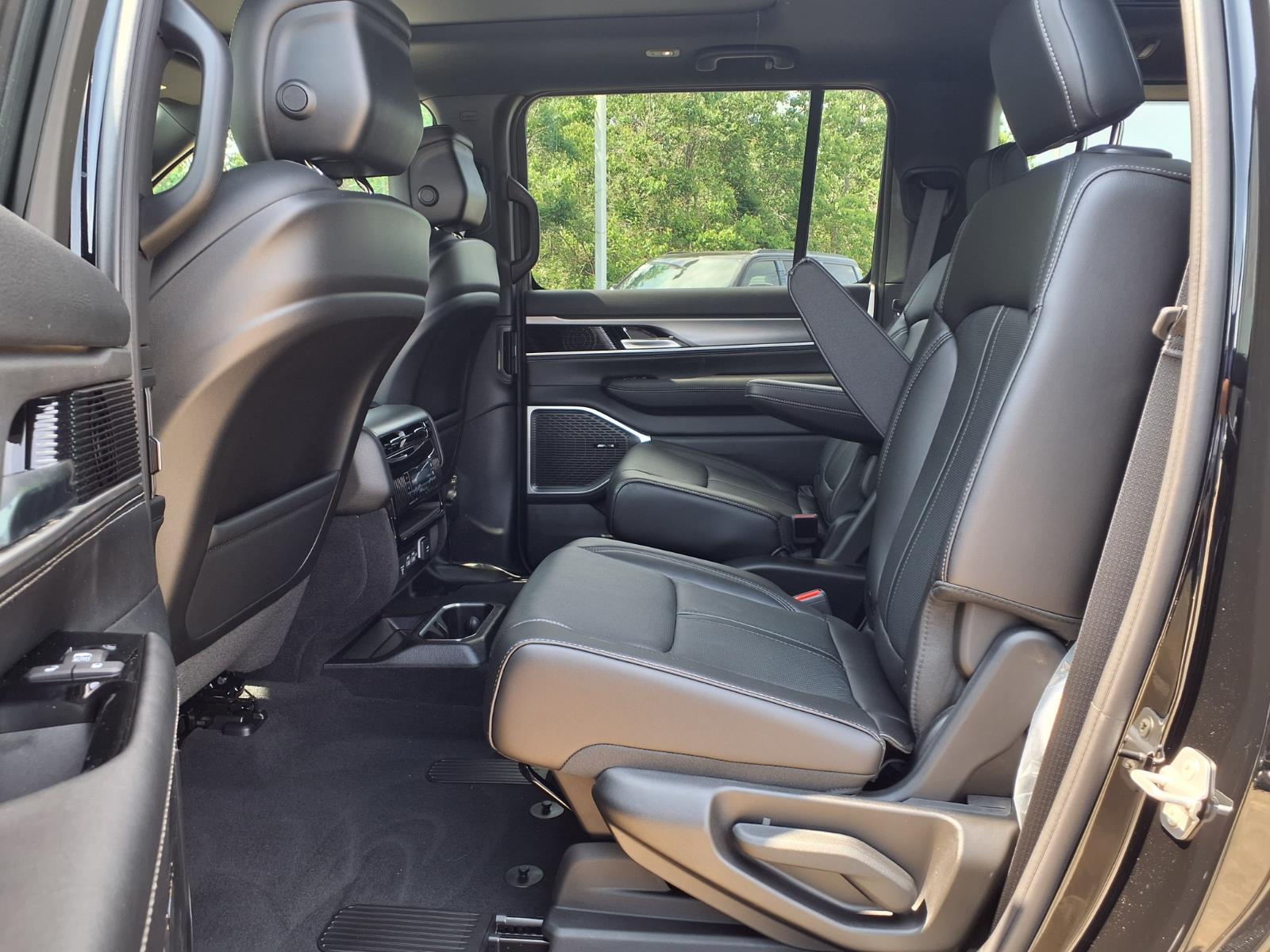 2026 Jeep Grand Wagoneer Base Black at League City CDJR