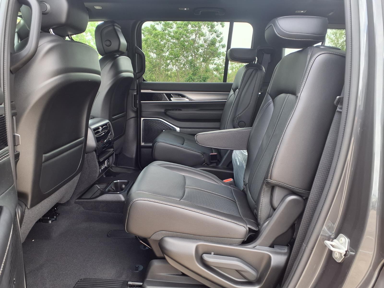 2026 Jeep Grand Wagoneer Base Gray at League City CDJR