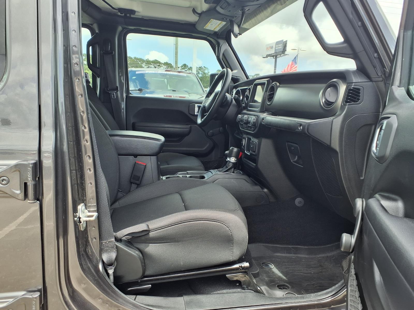 2023 Jeep Gladiator Sport - 6