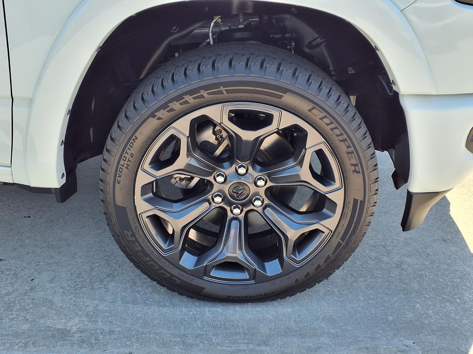 2023 RAM 1500 Limited - 6