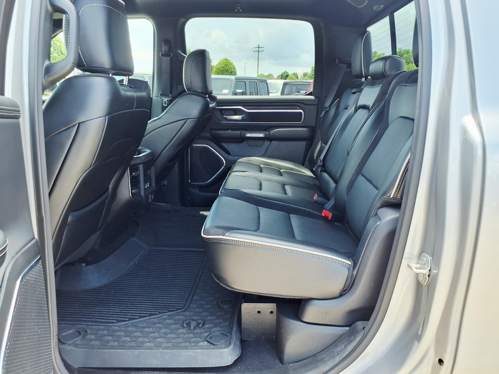2025 RAM 1500 Laramie - 6