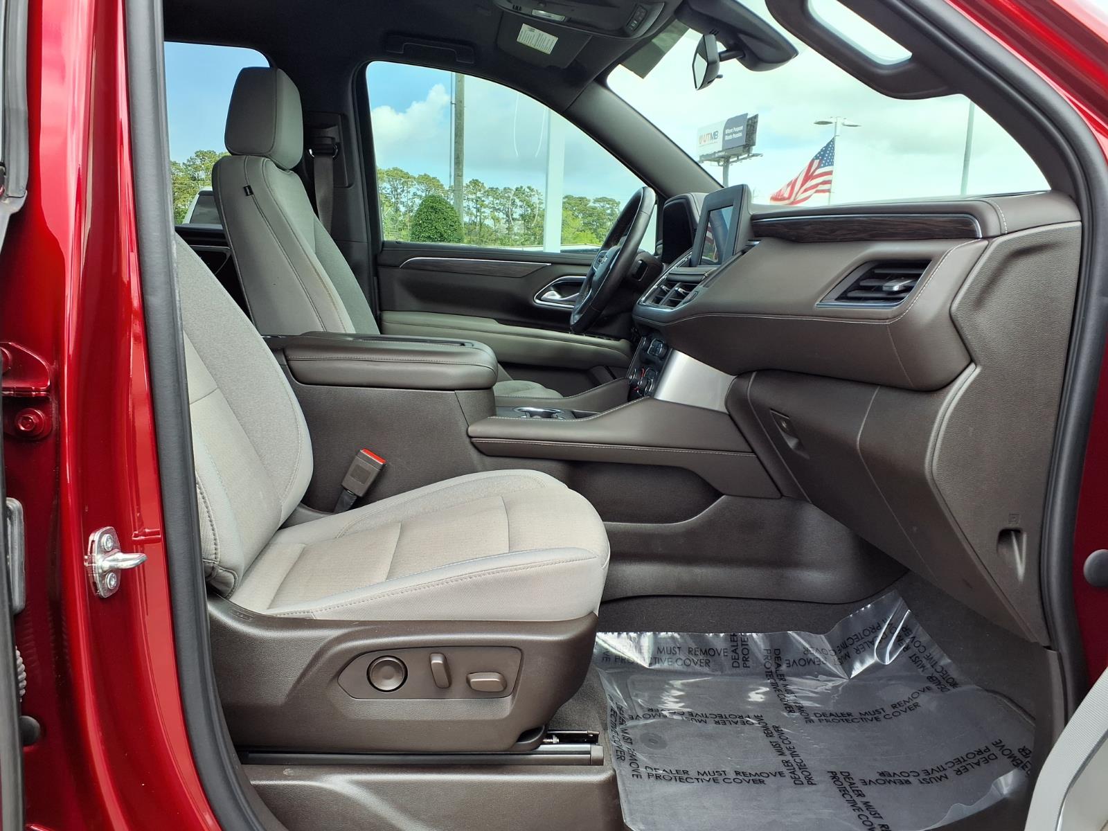 2022 Chevrolet Suburban LS - 6