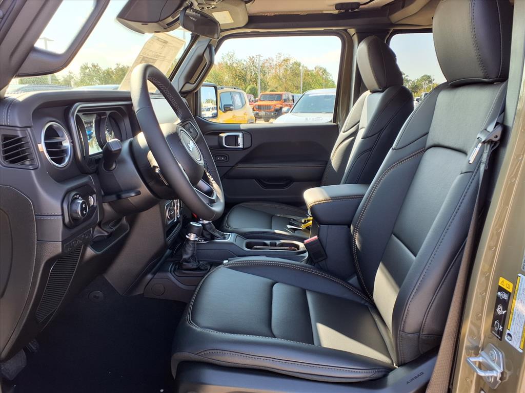 2026 Jeep Gladiator Sport Pj5 41 at League City CDJR