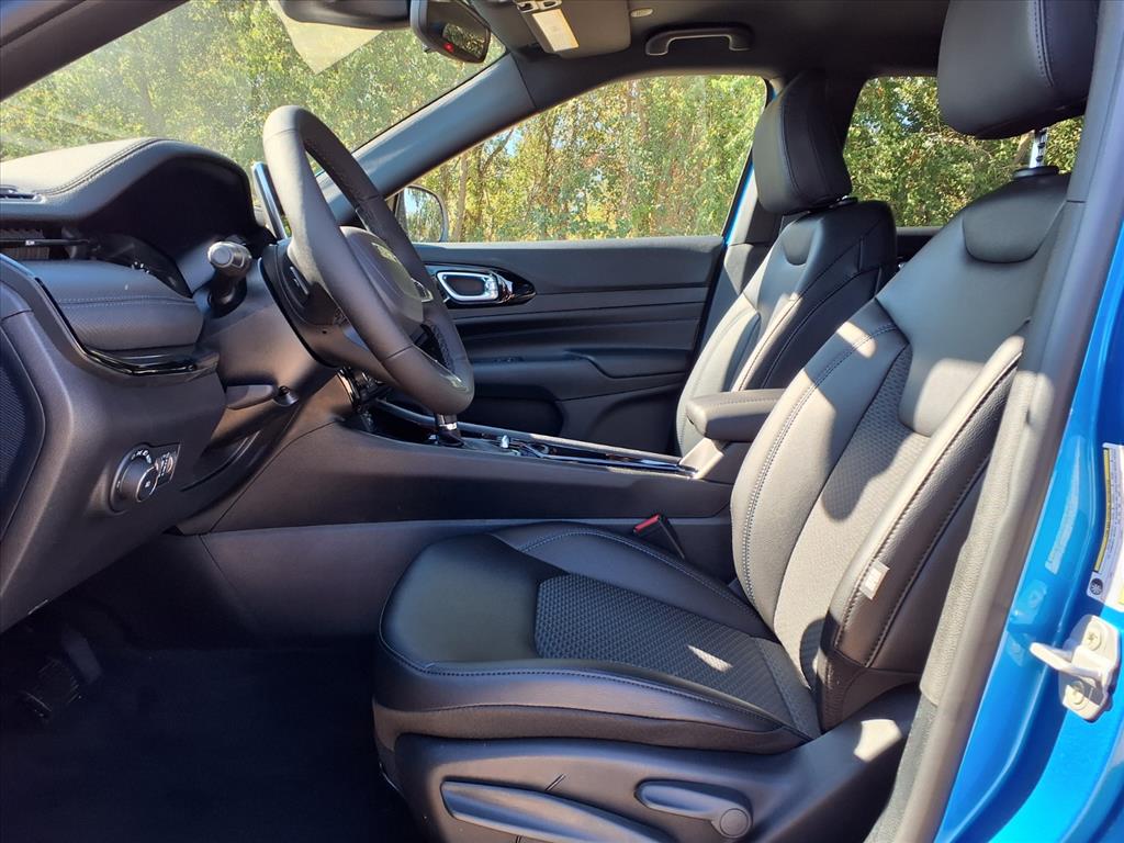 2026 Jeep Compass Latitude Hydro Blue Pearl at League City CDJR