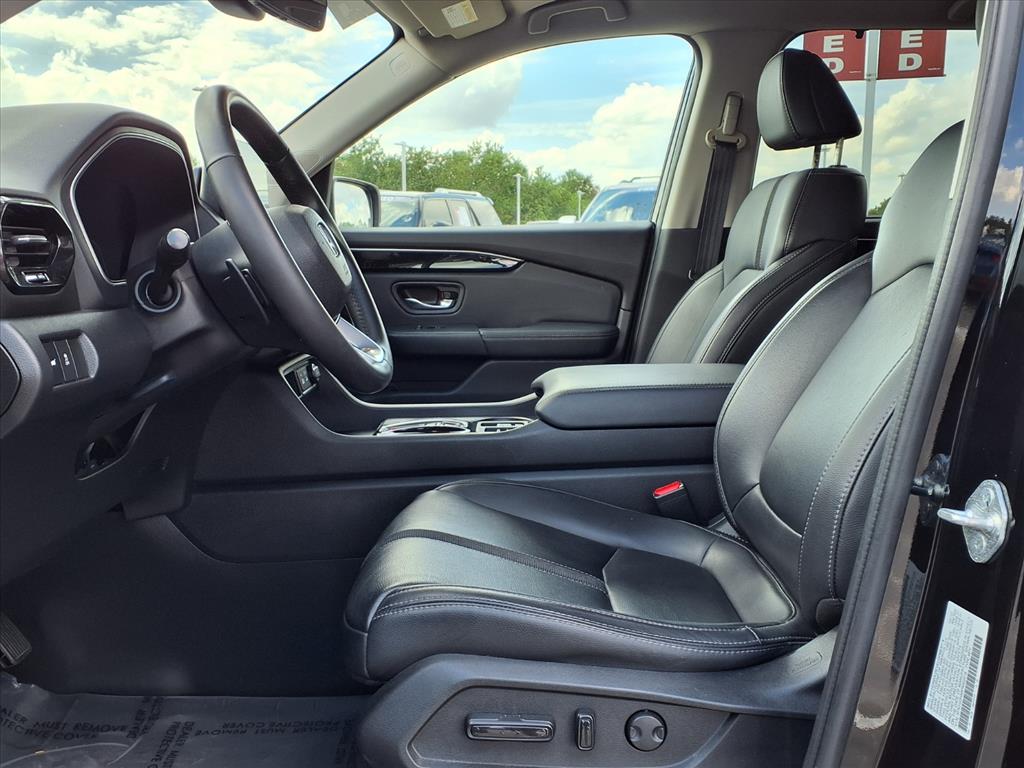 2023 Honda Pilot EX-L 8 Passenger - 6