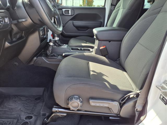 2023 Jeep Gladiator Sport