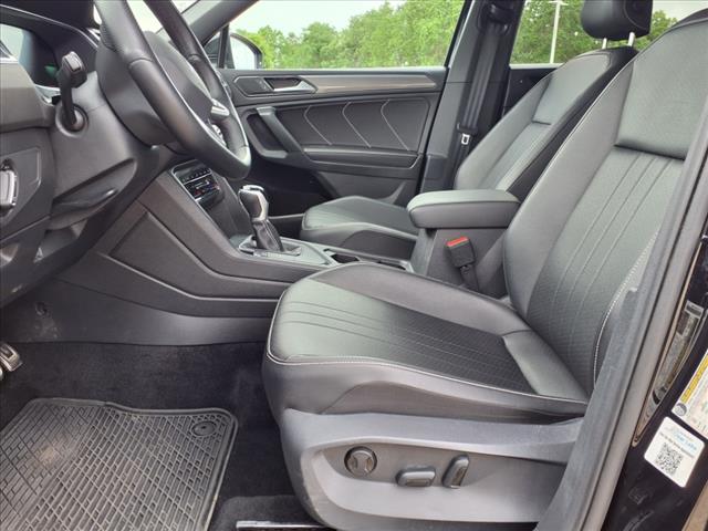 2023 Volkswagen Tiguan 2.0T SE R-Line Black
