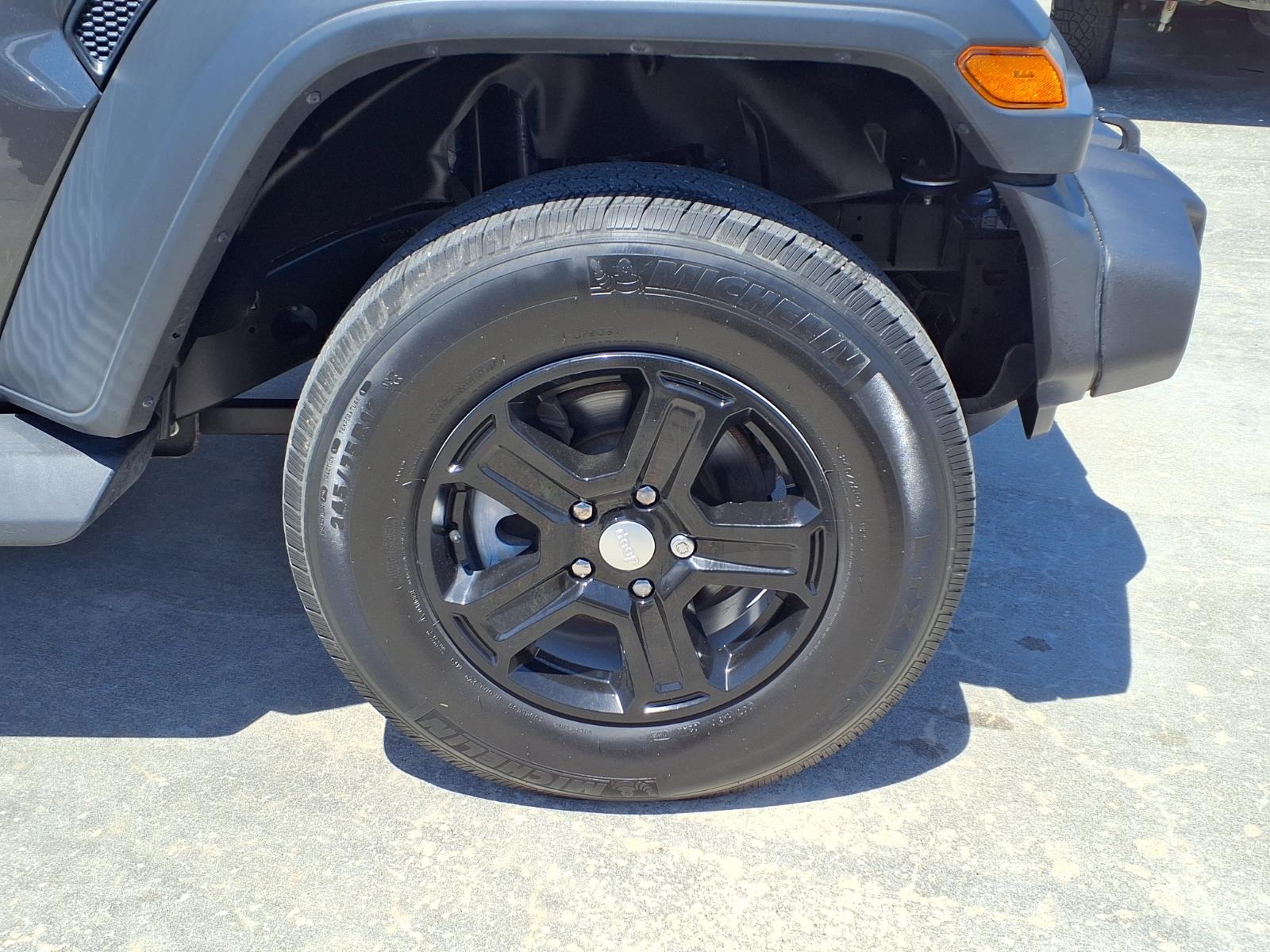 2020 Jeep Wrangler Sport S - 7