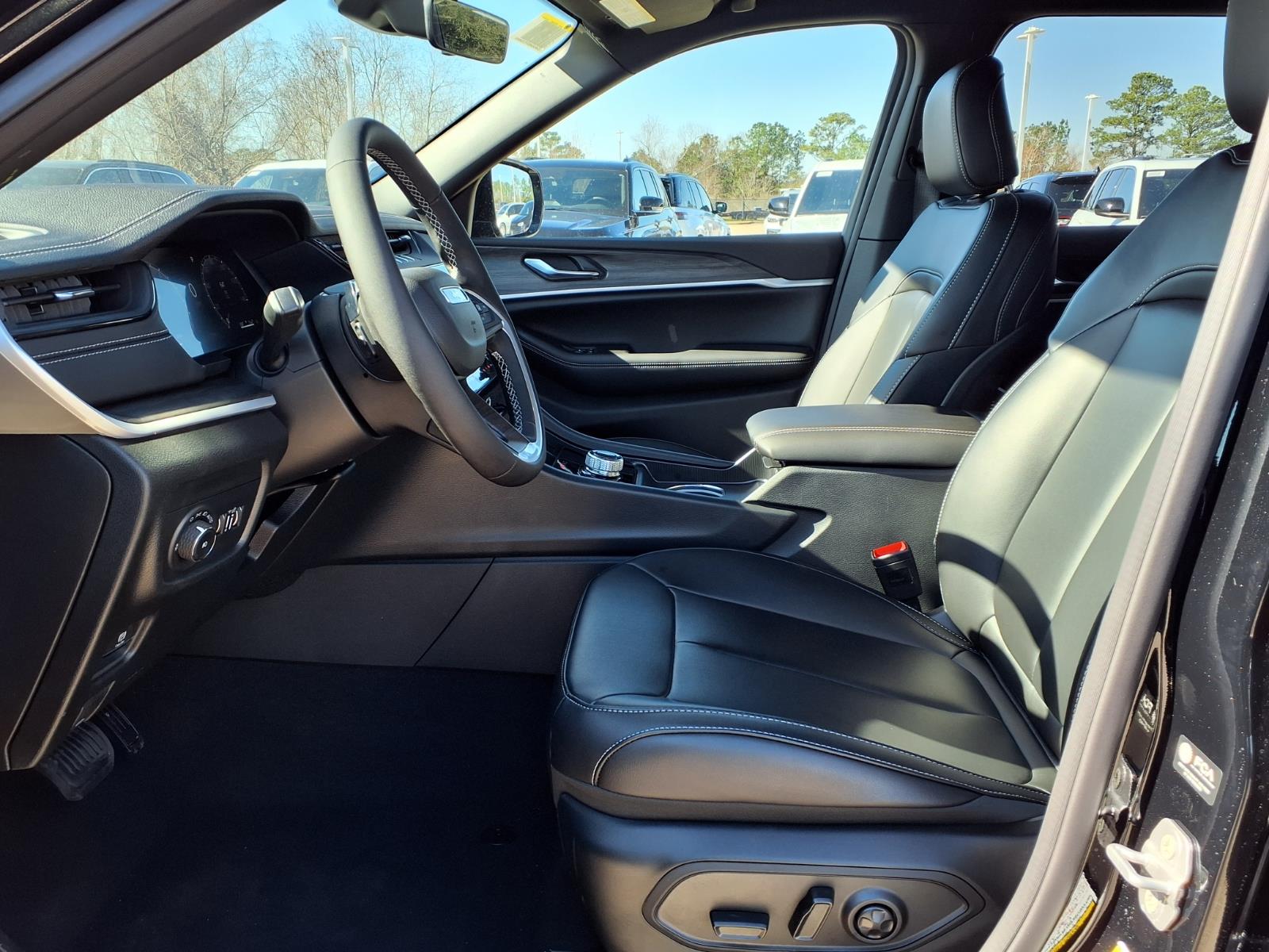 2026 Jeep Grand Cherokee Limited Diamond Black at League City CDJR