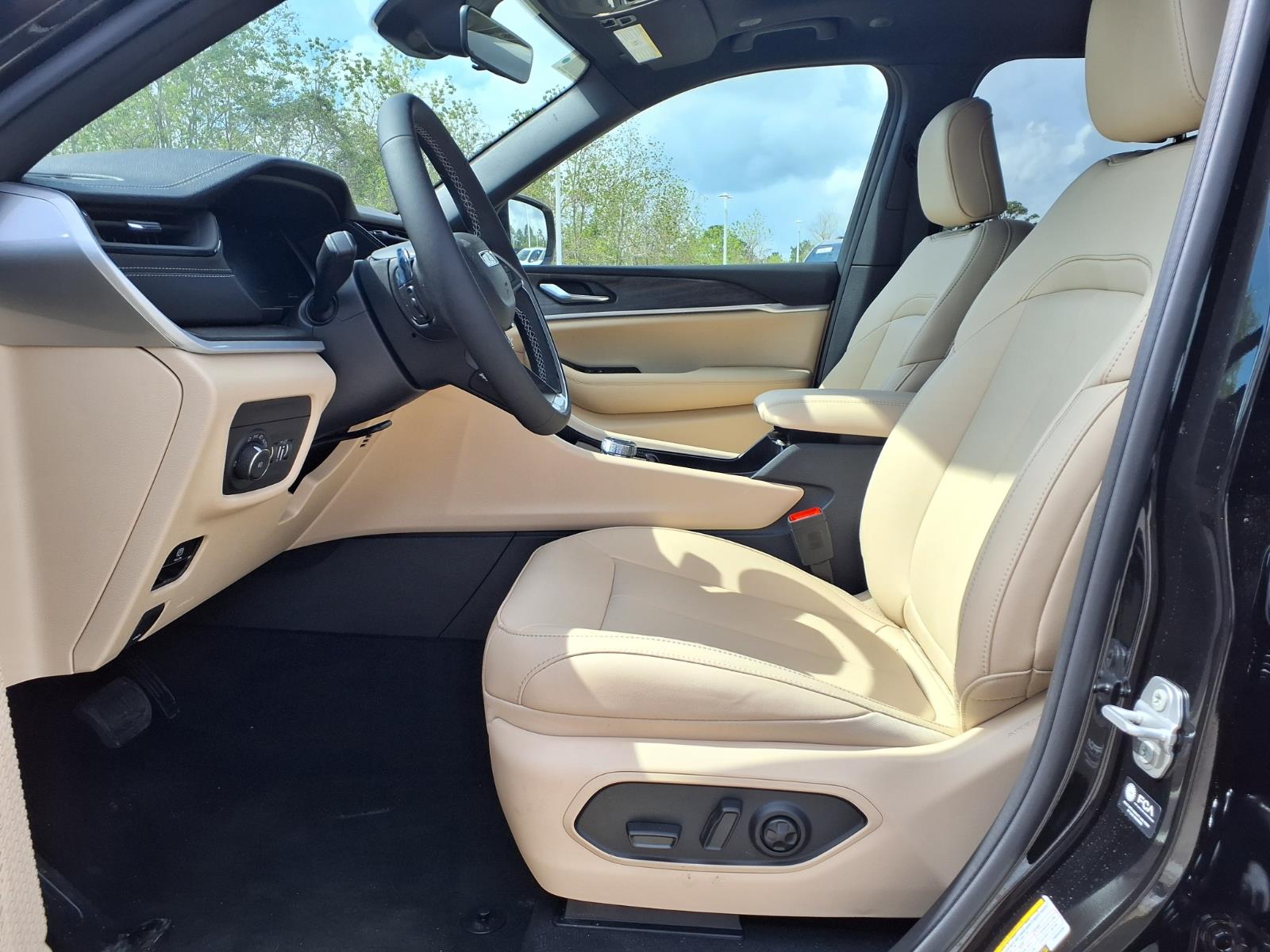 2026 Jeep Grand Cherokee L Limited Diamond Black at League City CDJR