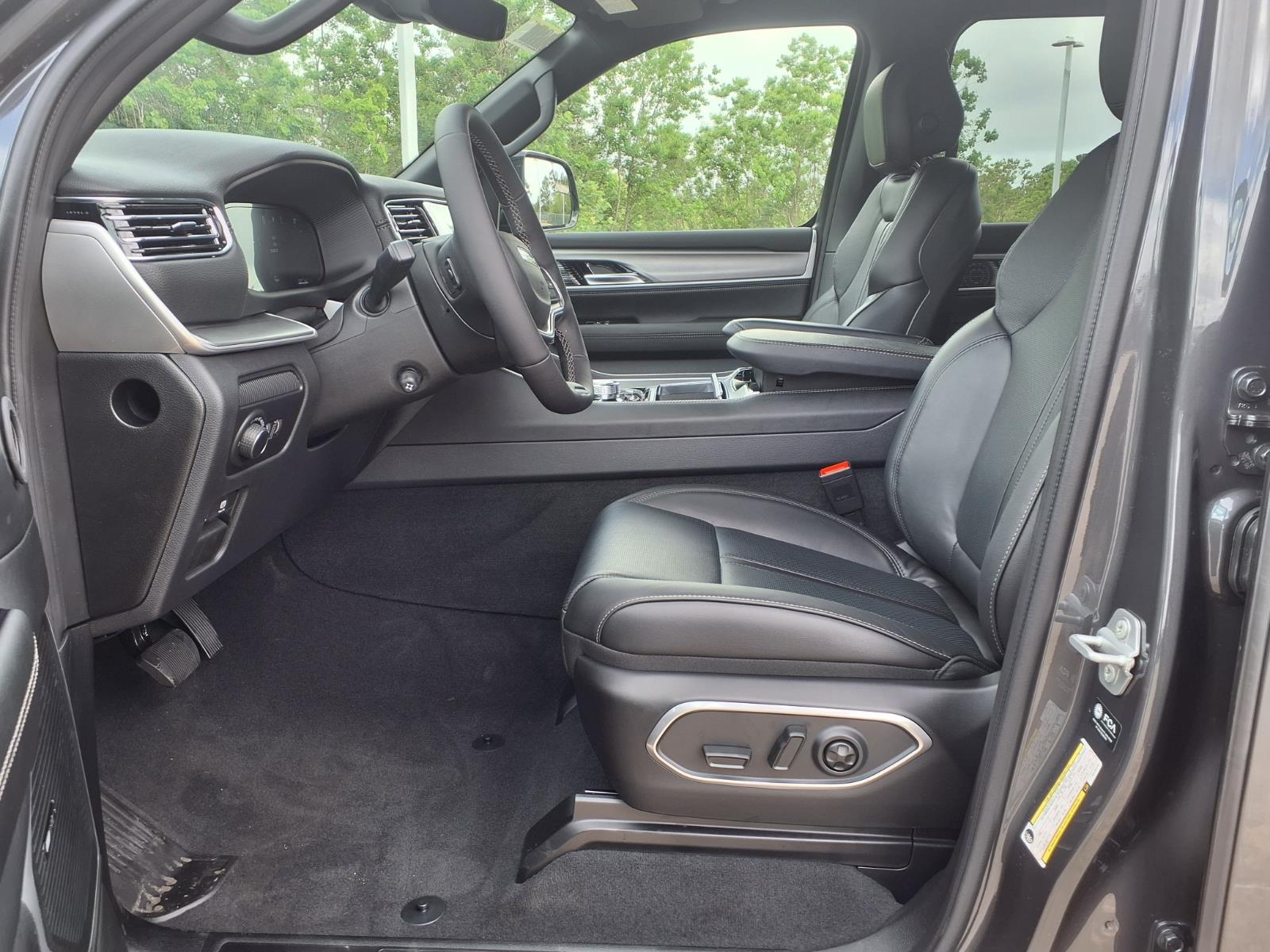 2026 Jeep Grand Wagoneer Base Gray at League City CDJR