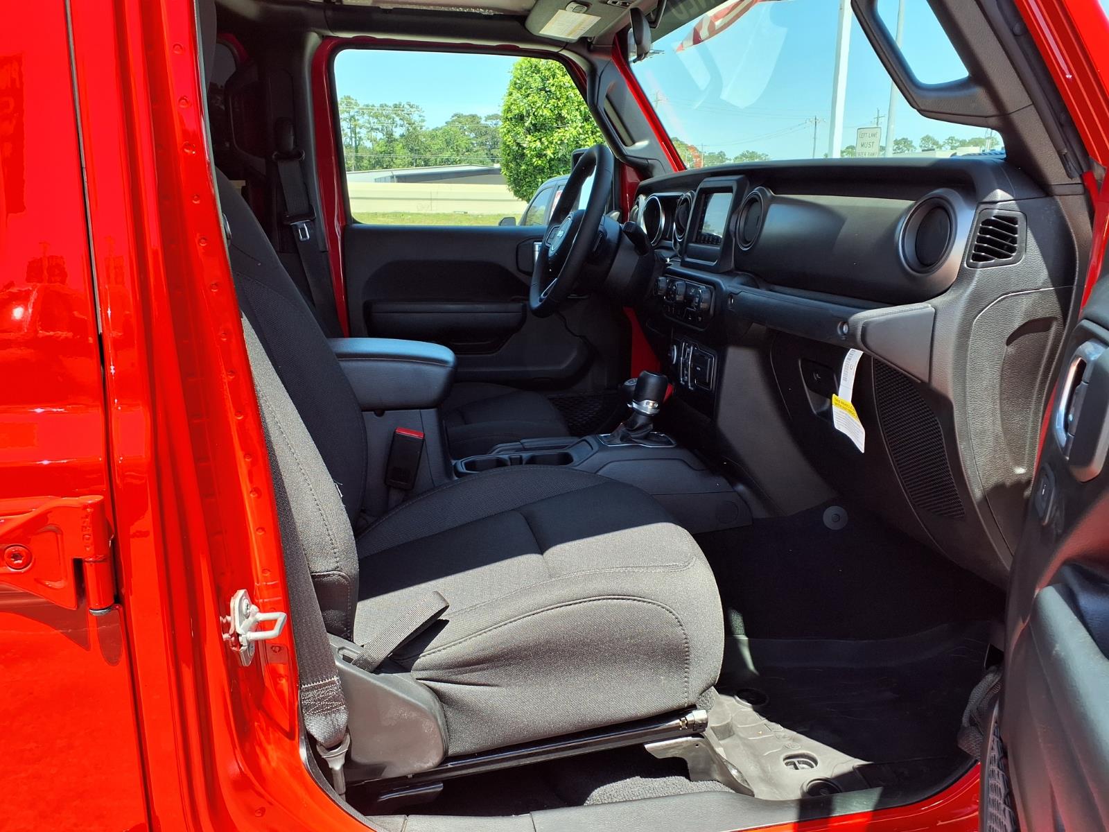 2023 Jeep Gladiator Willys - 7