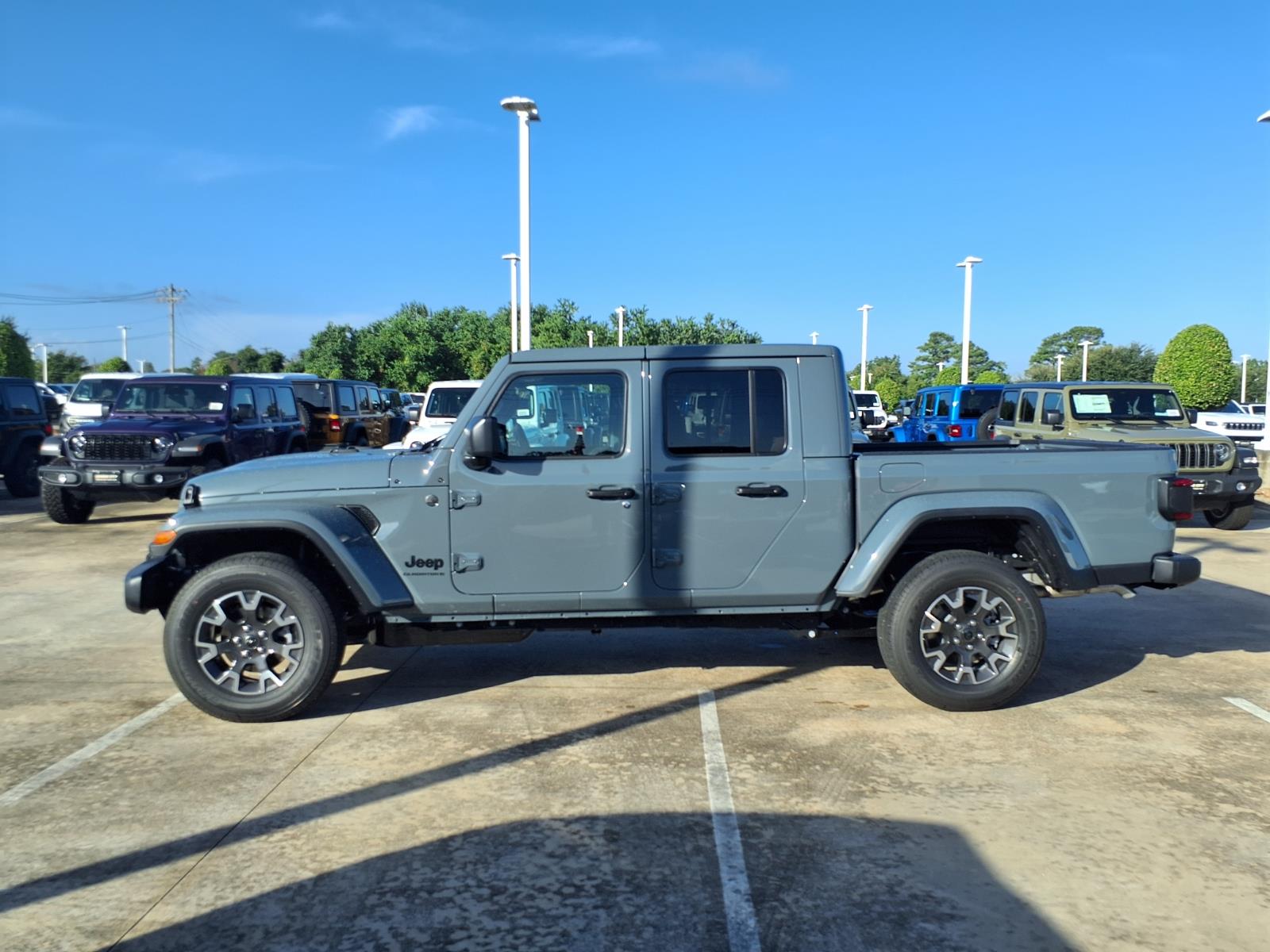 2026 Jeep Gladiator Sport Gray at League City CDJR