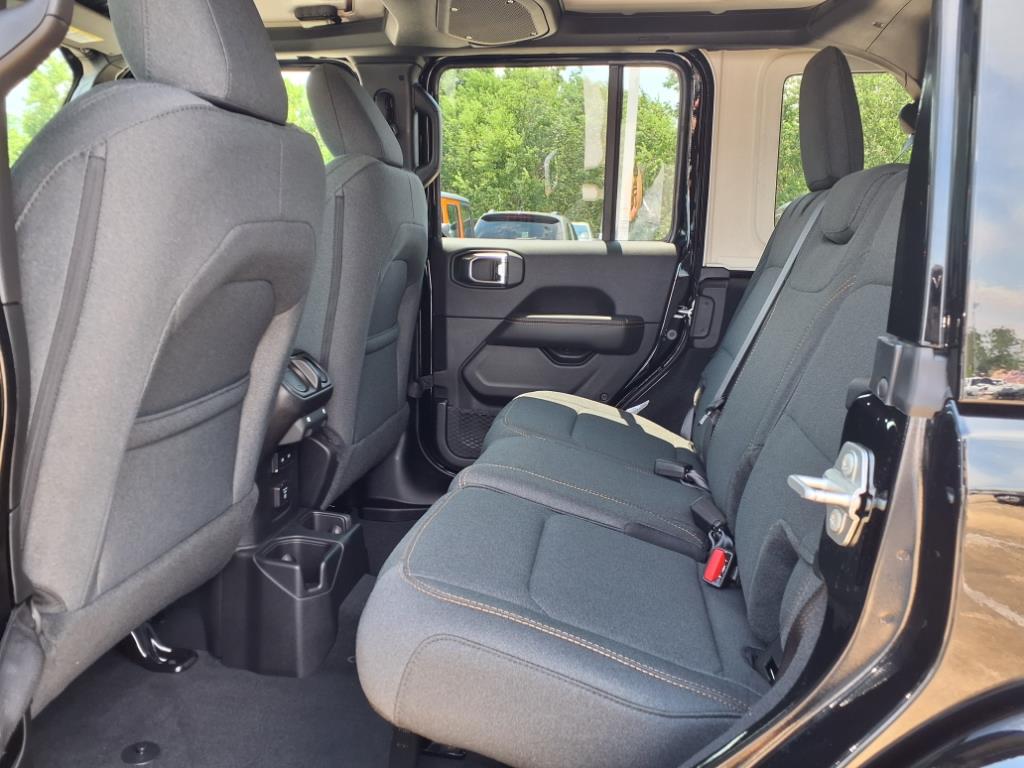 2025 Jeep Wrangler Sahara Black Clearcoat at League City CDJR