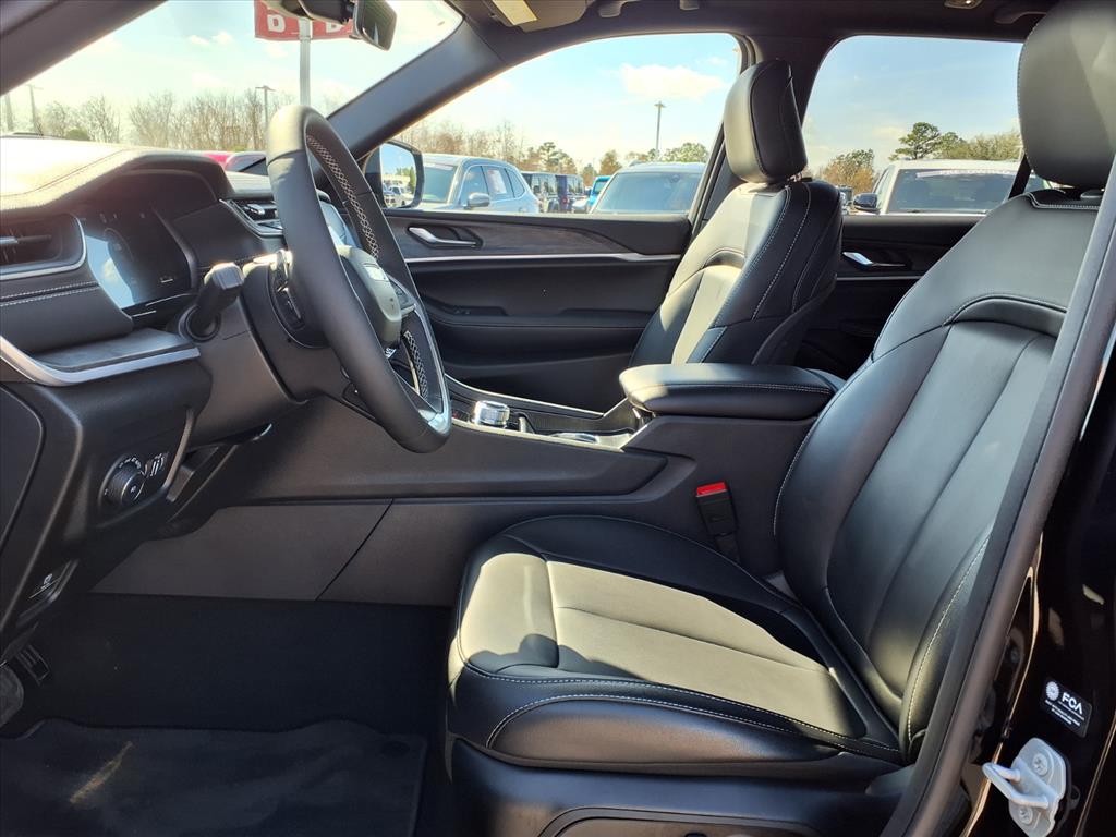 2025 Jeep Grand Cherokee Limited - 7