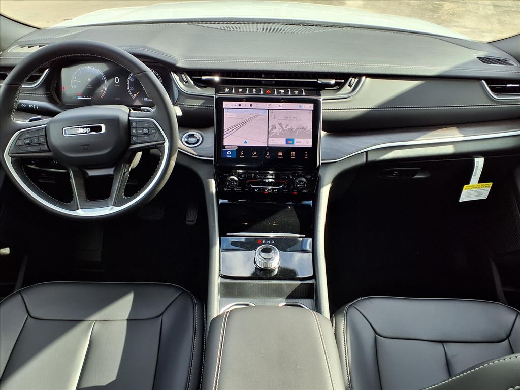 2025 Jeep Grand Cherokee L Limited Bright White Clearcoat at League City CDJR