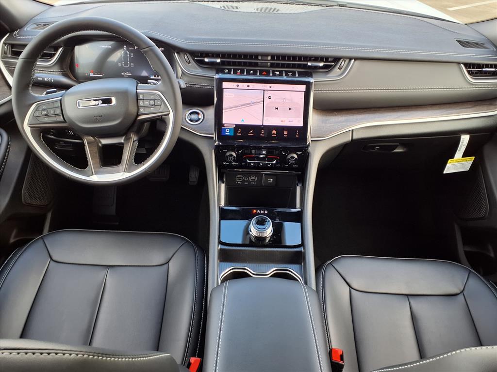 2025 Jeep Grand Cherokee L Limited Bright White Clearcoat at League City CDJR