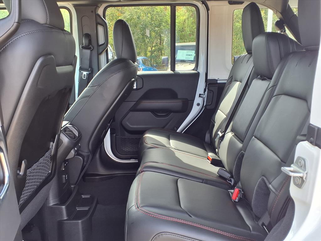 2026 Jeep Wrangler Rubicon Bright White Clearcoat at League City CDJR