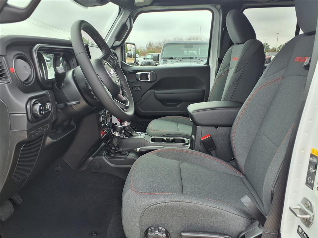 2026 Jeep Gladiator Rubicon Bright White Clearcoat at League City CDJR