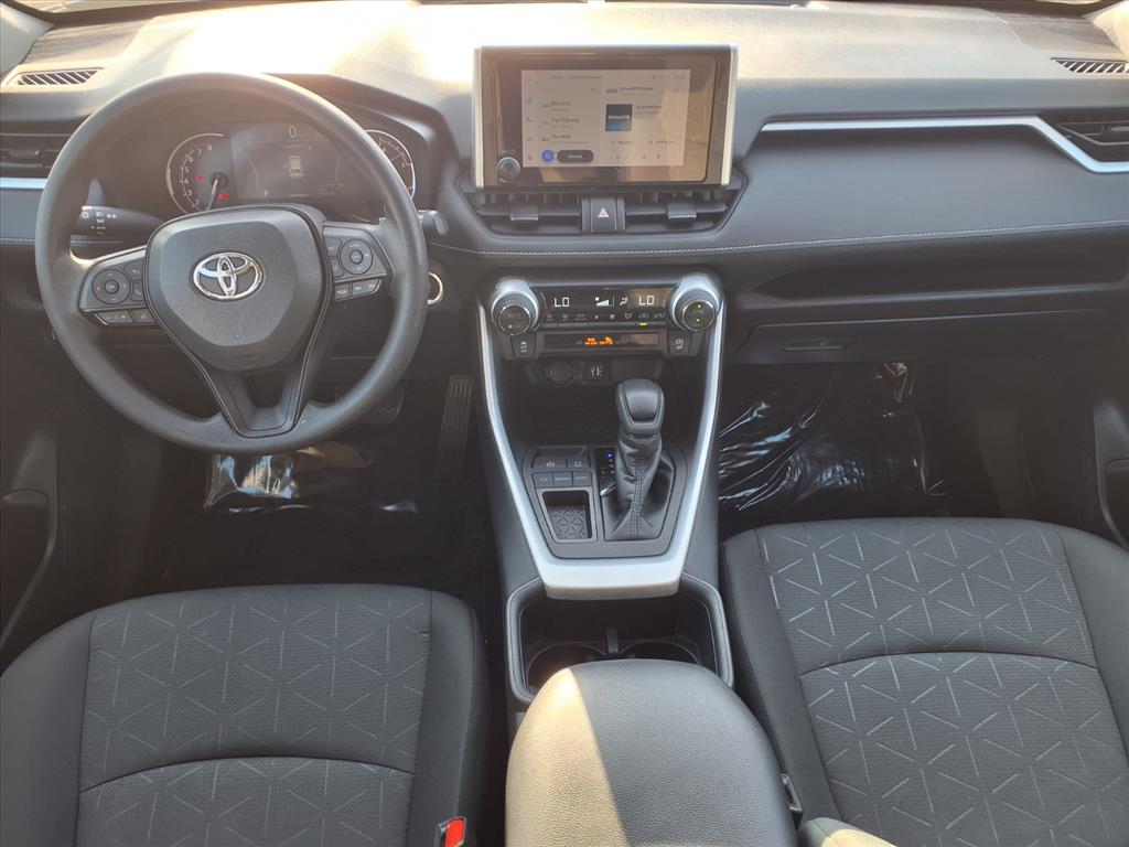 2023 Toyota RAV4 XLE - 7