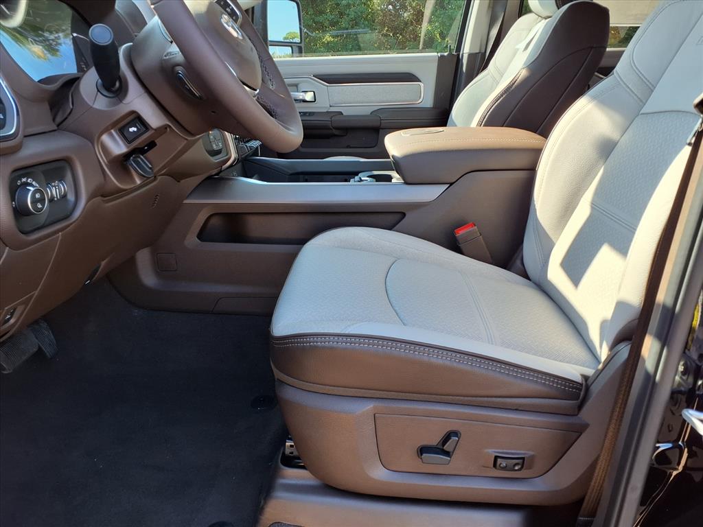 2026 RAM 3500 Laramie Diamond Black at League City CDJR