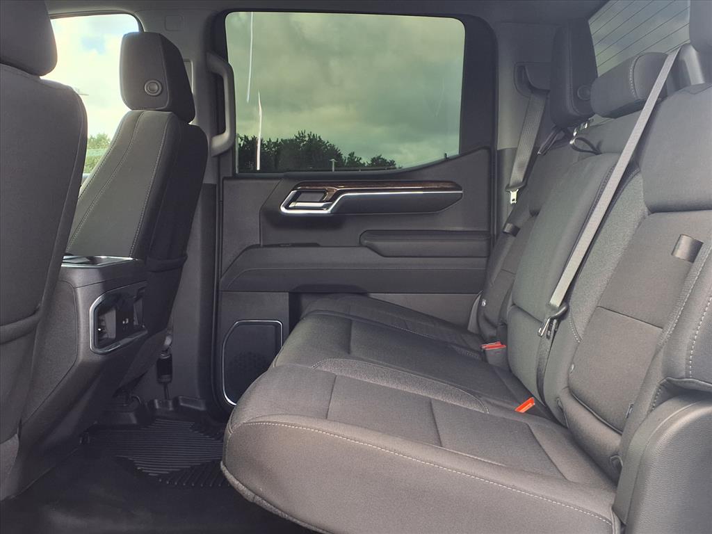 2025 GMC Sierra 1500 Elevation - 7