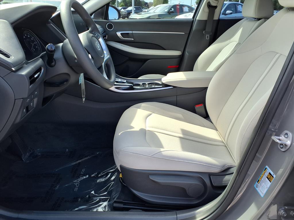 2023 Hyundai SONATA SE - 7