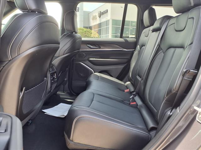 2025 Jeep Grand Cherokee Overland