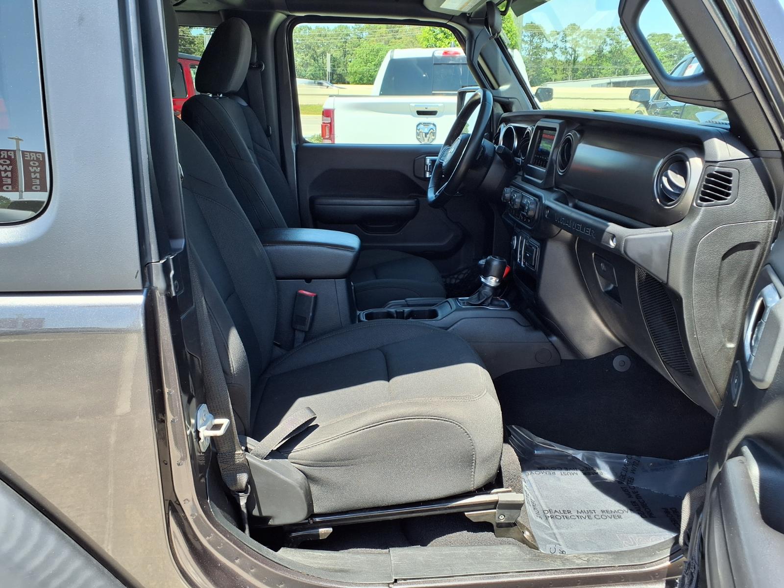 2020 Jeep Wrangler Sport S - 8