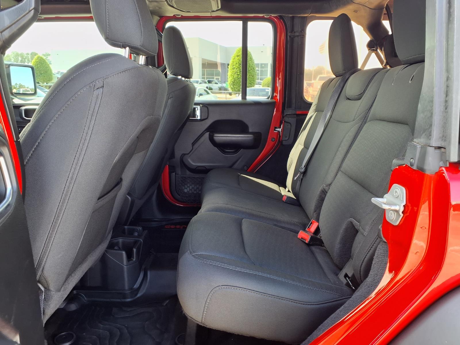 2019 Jeep Wrangler Unlimited Unlimited Sport S - 8