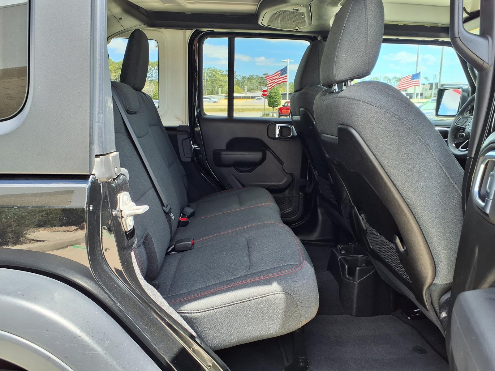 2025 Jeep Wrangler Rubicon - 8