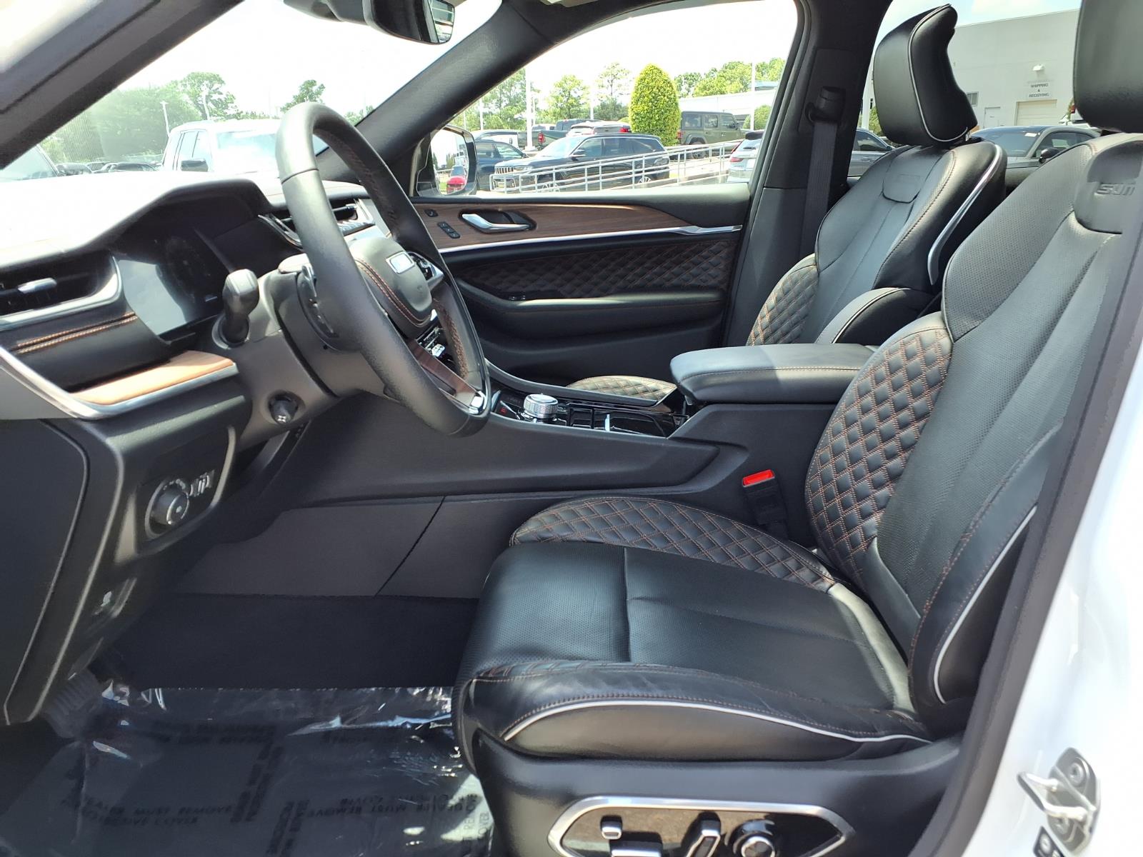 2025 Jeep Grand Cherokee Summit - 8