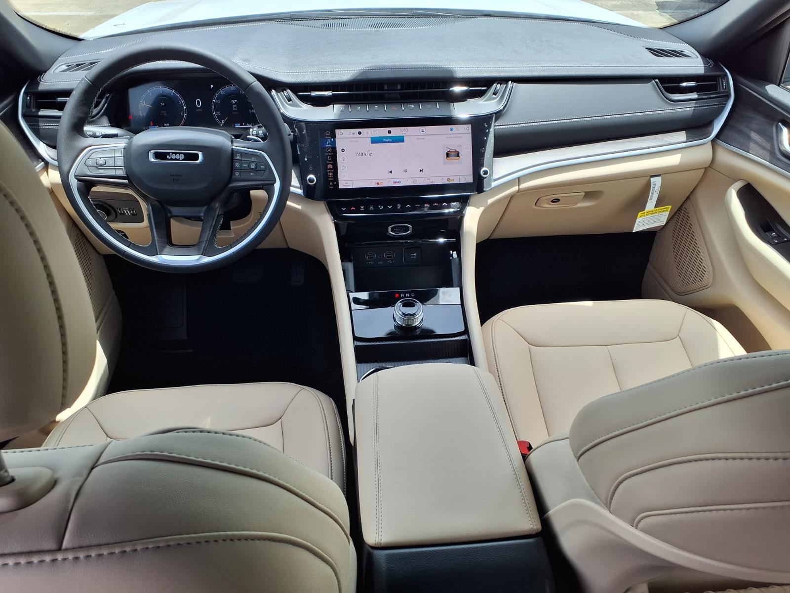 2026 Jeep Grand Cherokee L Limited White at League City CDJR