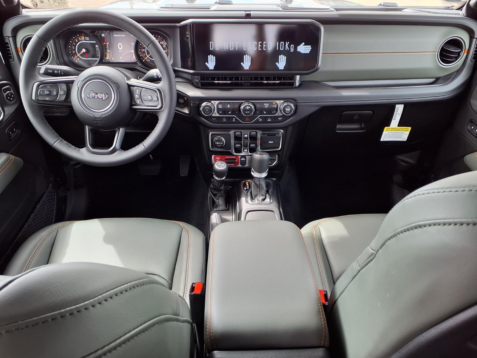 2026 Jeep Gladiator Mojave Black at League City CDJR