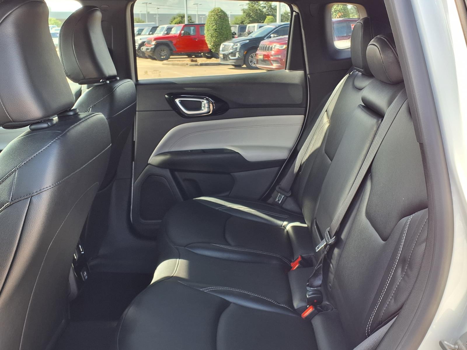 2025 Jeep Compass Limited - 8