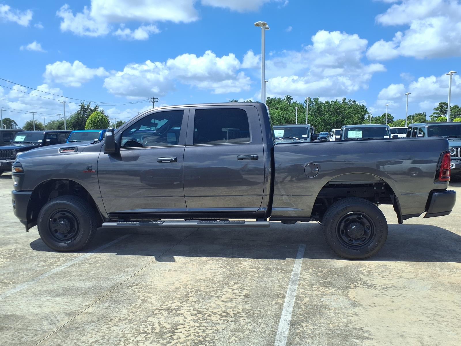 2025 RAM 2500 Tradesman - 8