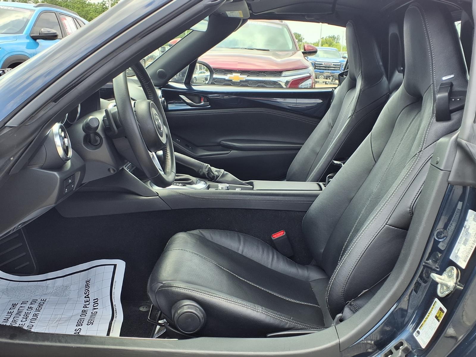 2025 Mazda MX-5 Miata RF Grand Touring - 8