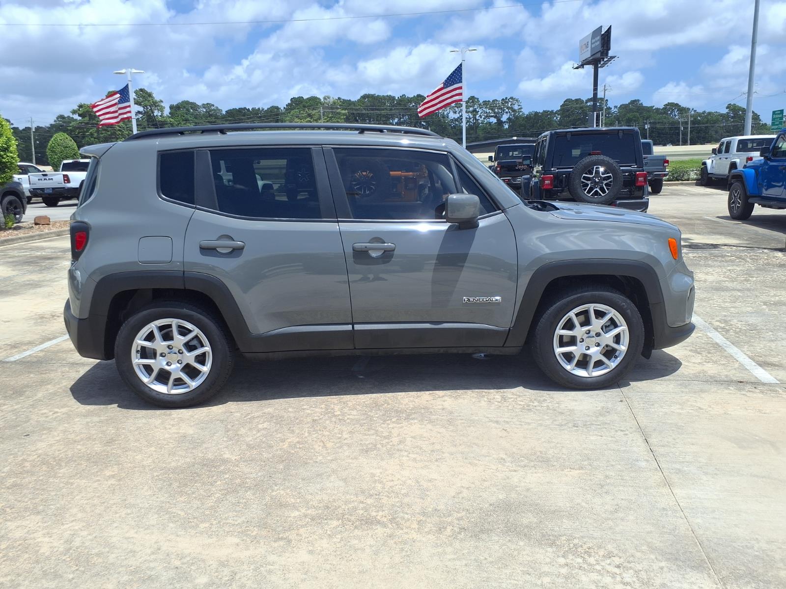 2021 Jeep Renegade Latitude - 8