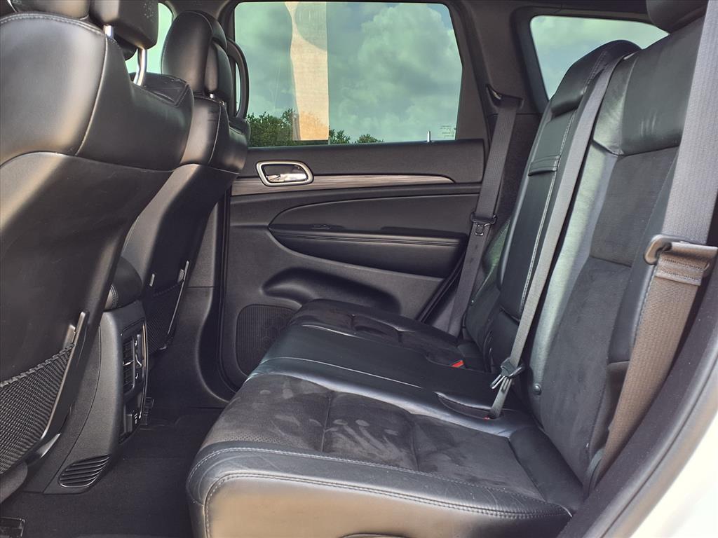 2020 Jeep Grand Cherokee Altitude - 8