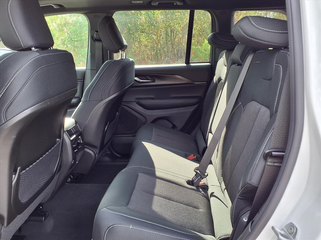 2025 Jeep Grand Cherokee Laredo Bright White Clearcoat at League City CDJR