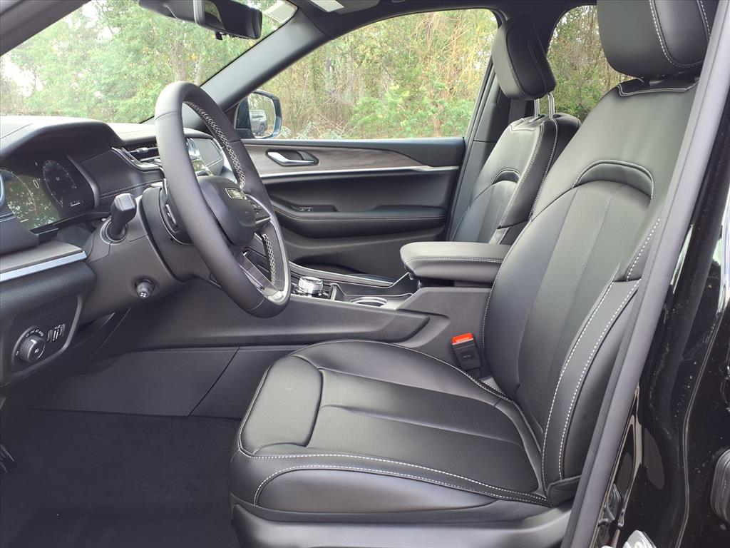 2025 Jeep Grand Cherokee Limited Diamond Black at League City CDJR