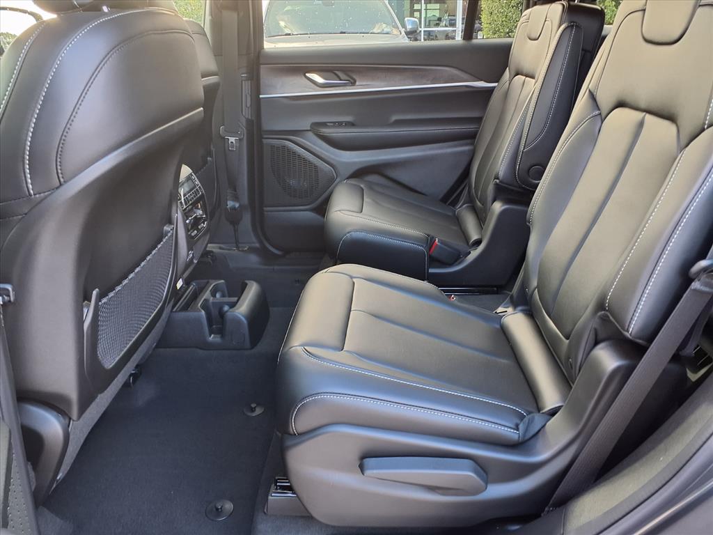 2025 Jeep Grand Cherokee L Limited Metallic at League City CDJR