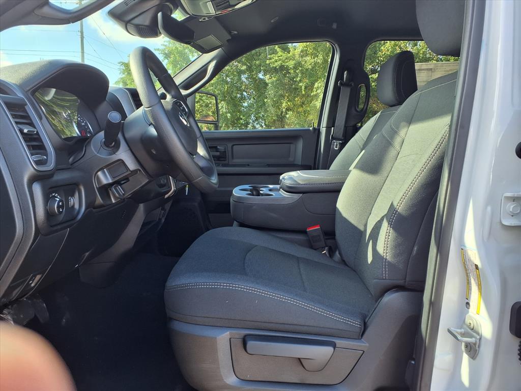 2026 RAM 2500 Tradesman Bright White Clearcoat at League City CDJR