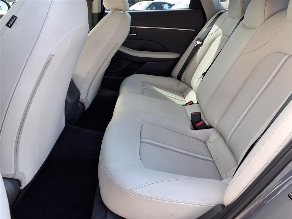 2023 Hyundai SONATA SE - 8