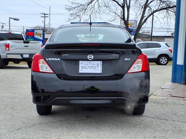2018 Nissan Versa SV
