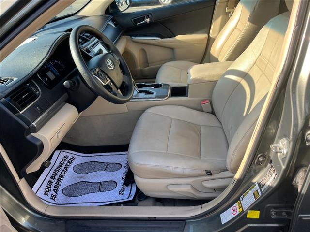 2013 Toyota Camry Hybrid LE - Photo 12