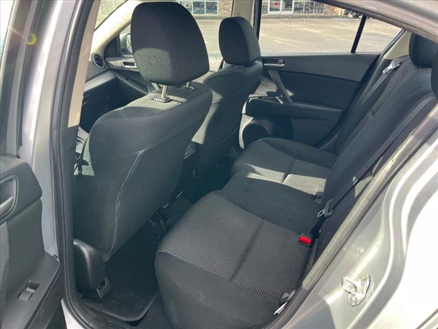 2012 Mazda Mazda3 i Sport - Photo 13