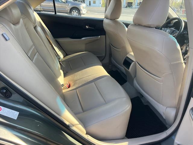 2013 Toyota Camry Hybrid LE - Photo 15